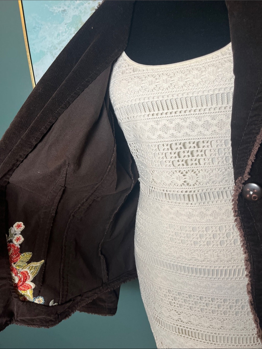 Vintage Y2K Corduroy Blazer with Rose Embroidery - Picture 7 of 9